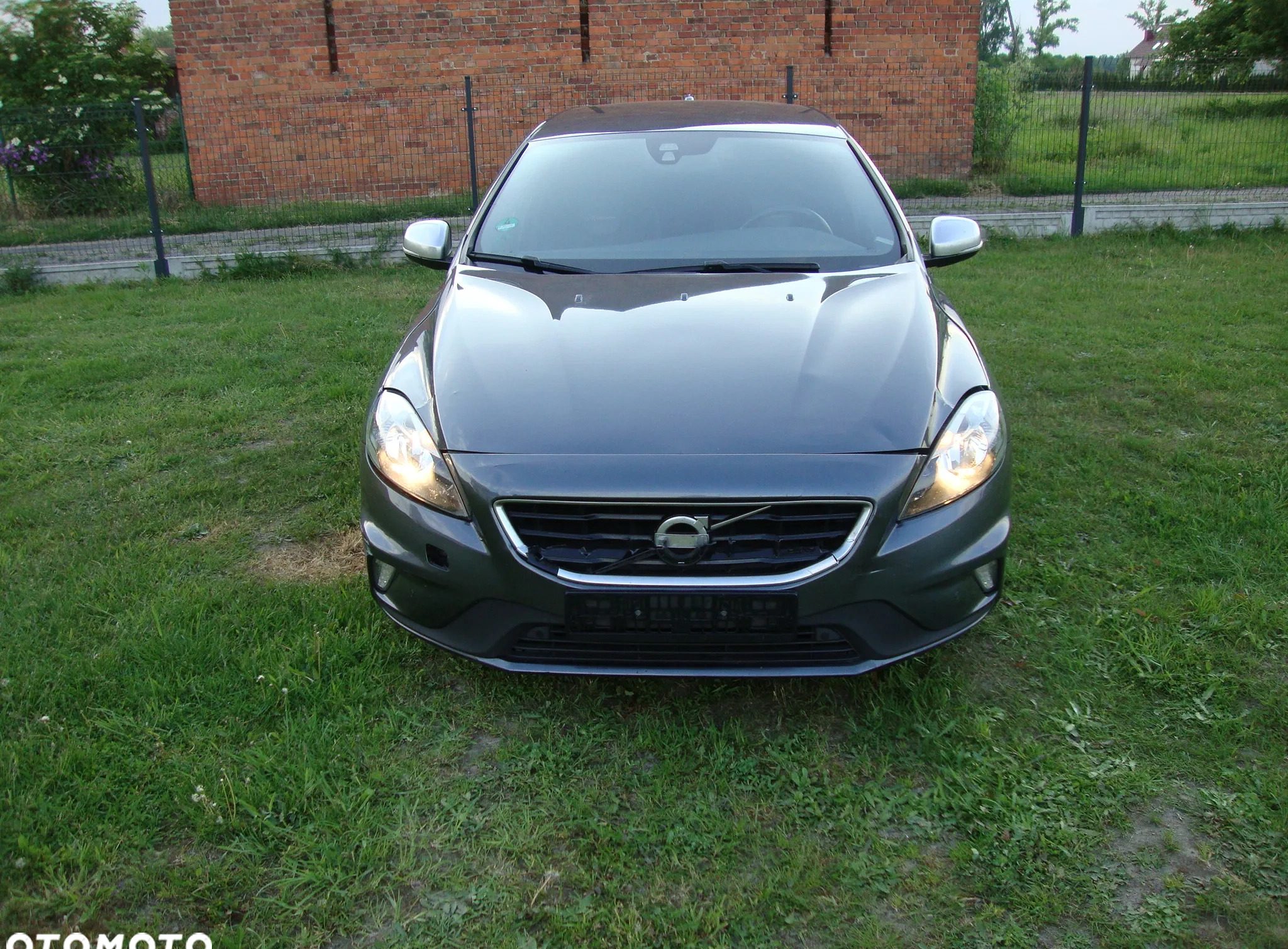 Volvo V40 cena 25900 przebieg: 219000, rok produkcji 2013 z Syców małe 562